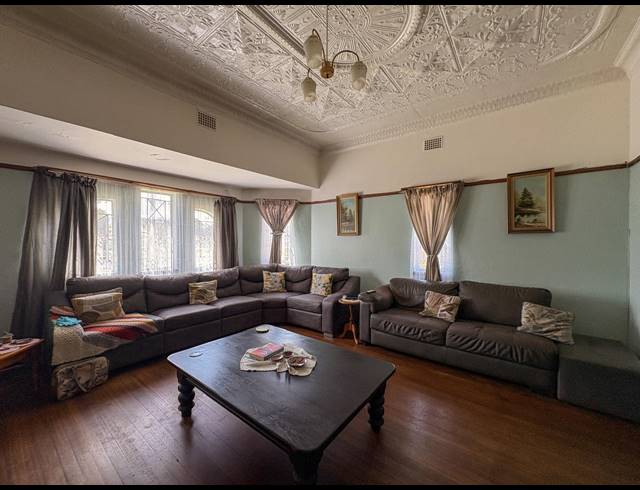 3 BEDROOM HOUSE TO LET IN BRENTHURST